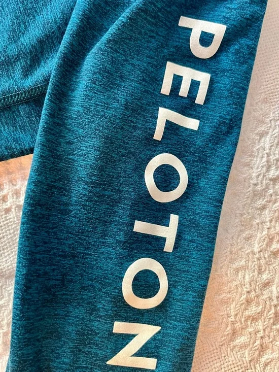 Nike Deep Teal Blue Heather Long Sleeve Runners Top with Peloton Sleeve Logo - Picture 4 of 11